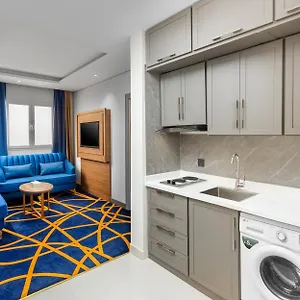 كارم الذهبي فندق