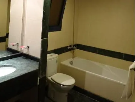 مكة Rowaa Golden Hotel