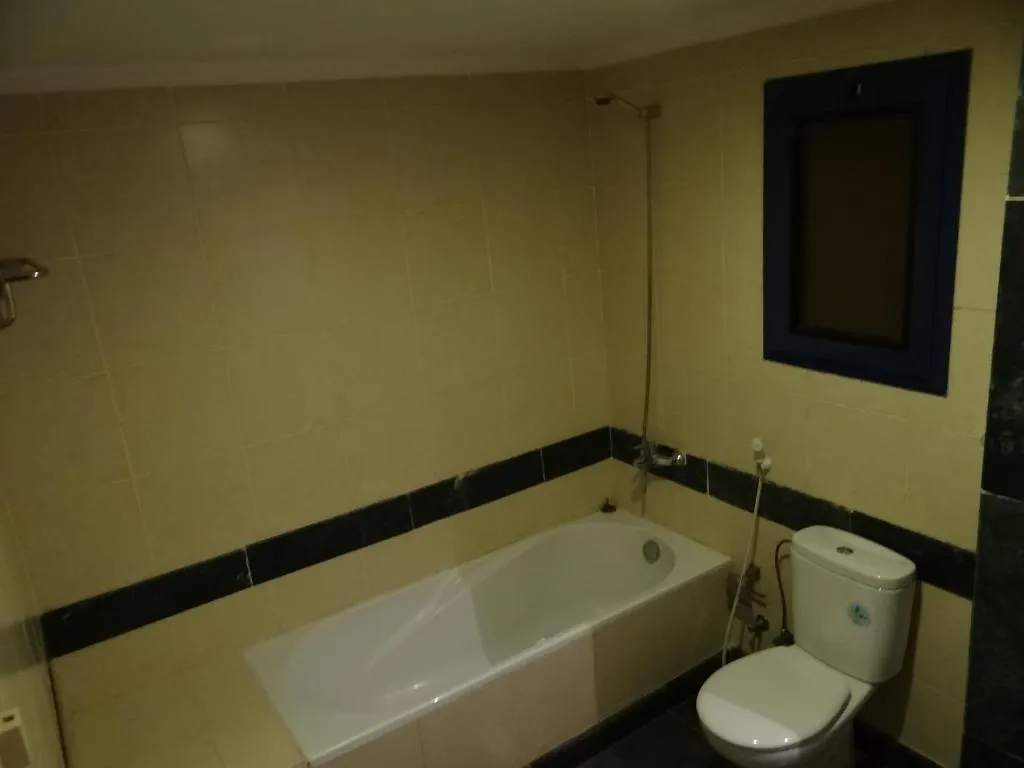 مكة Rowaa Golden Hotel