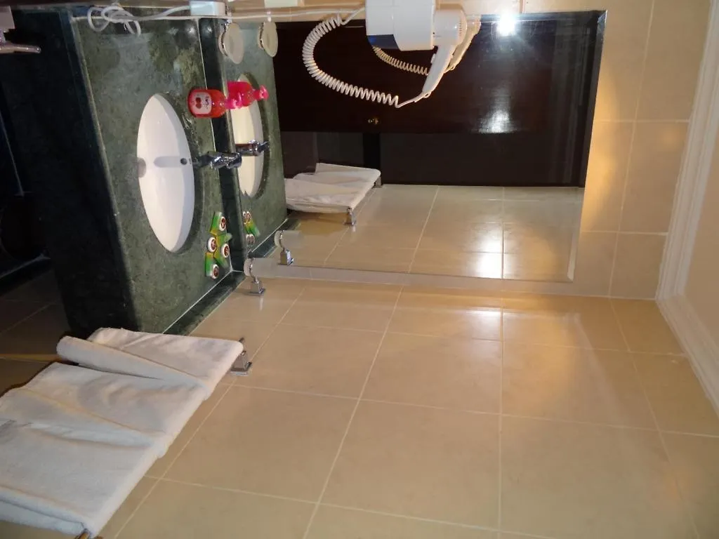 ***  مكة Rowaa Golden Hotel المملكة العربية السعودية